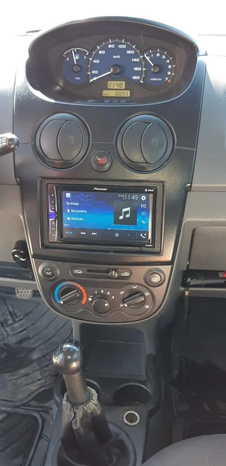 Econo Car STD (Chevrolet Matiz) 4