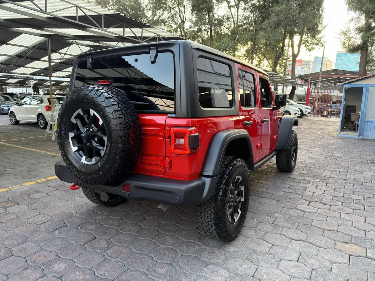 Jeep Wrangler 4 Door 2025 2
